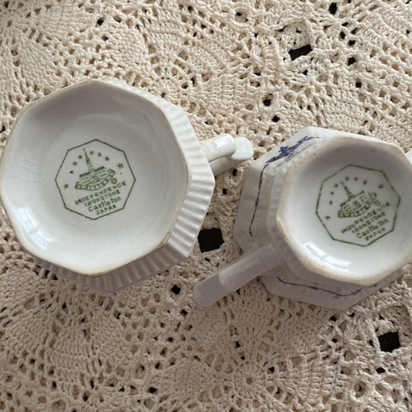 Castleton China Independence Ironstone White Blue Creamer and sugar set as is - Picture 8 of 10